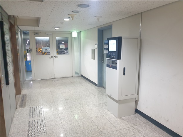  Law School Basement Parking Lot